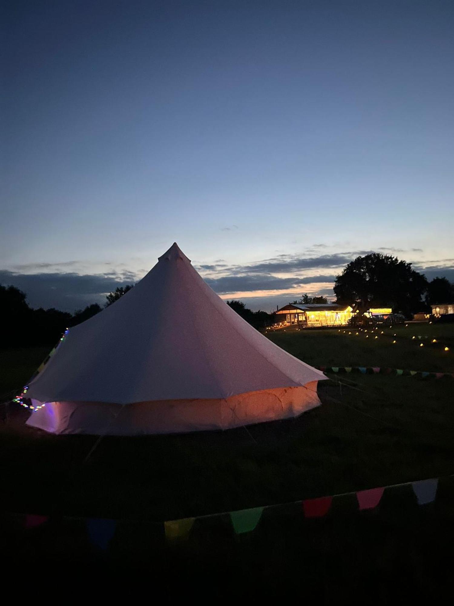 Country View Camping Bratton Buitenkant foto